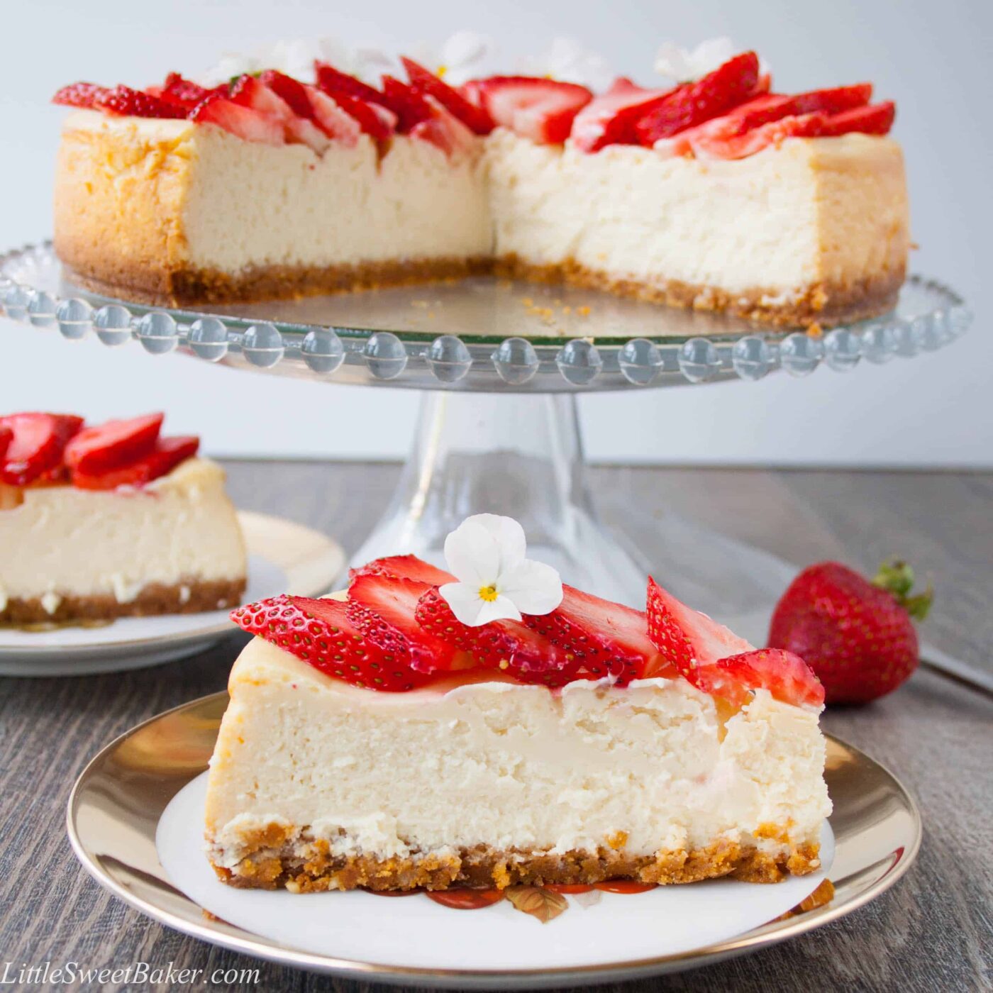 White Chocolate Cheesecake - Little Sweet Baker