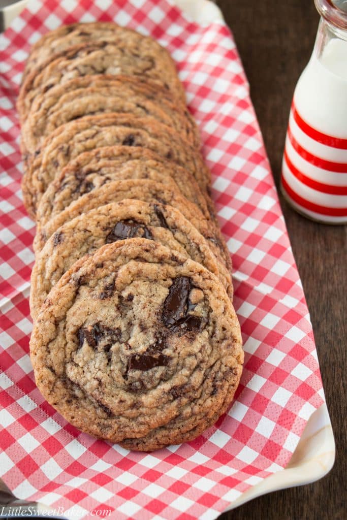 BAKERY STYLE CHOCOLATE CHUNK COOKIES. Crispy around the edges, chewy and fudgy in the center, jumbo size cookies. Perfect with a glass of milk.