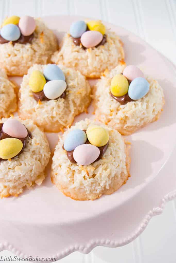 Deliciously crispy on the outside, sweet and chewy on the inside. These tasty little treats are perfect for Easter and fun for kids.